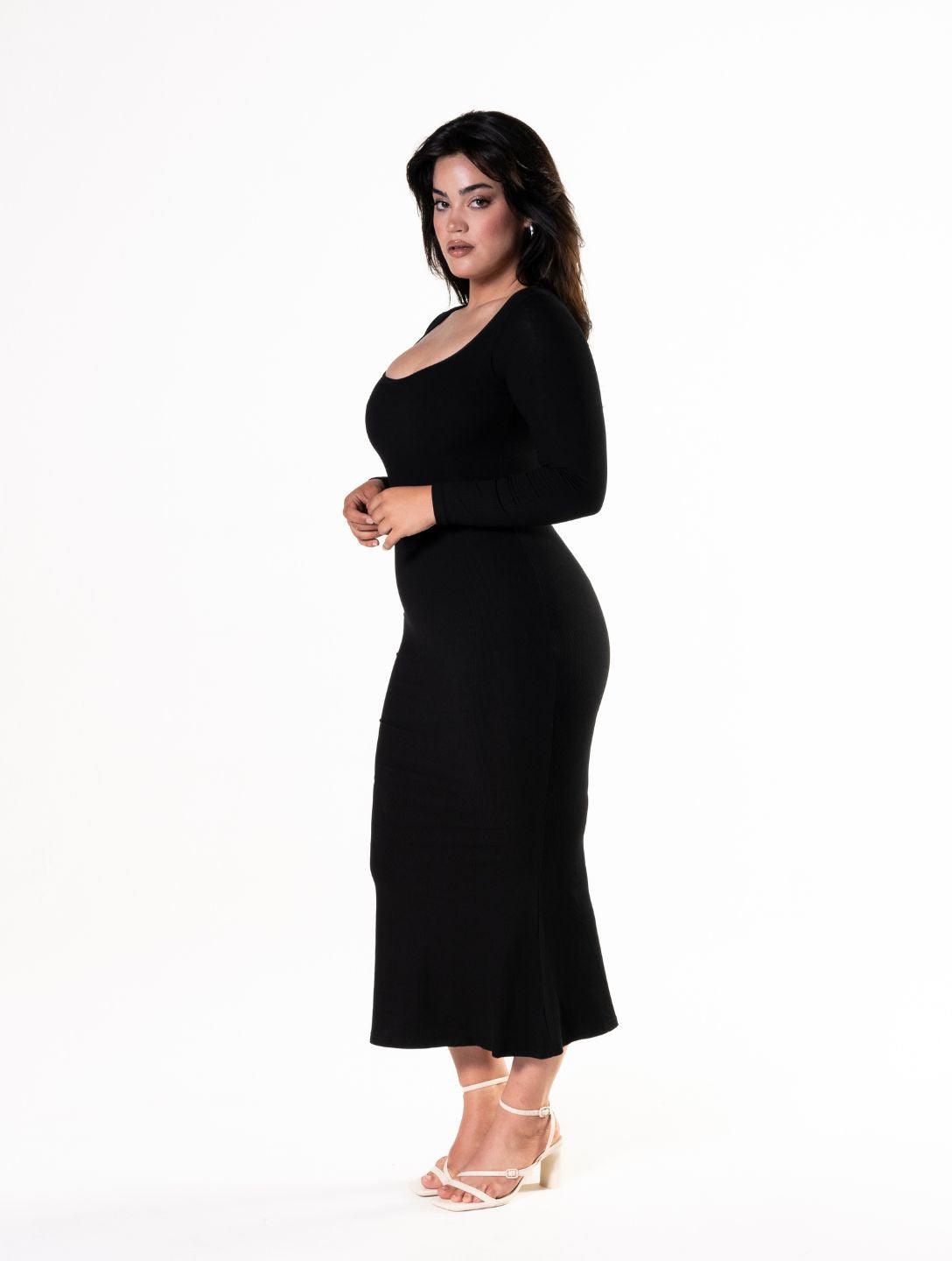 Figurformendes Langarmkleid