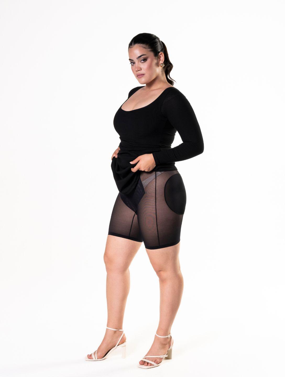 Figurformendes Langarmkleid