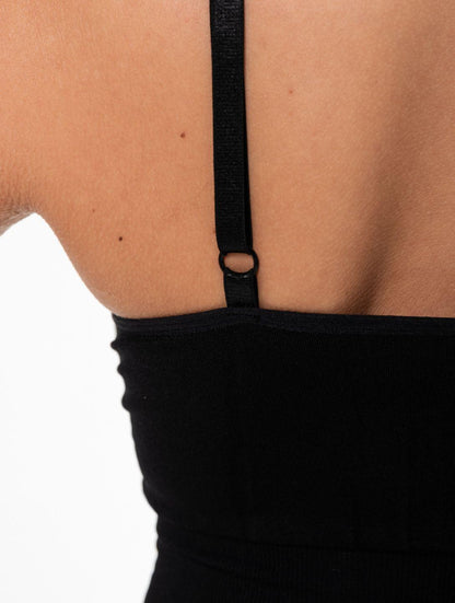 Formender Shapewear-Body mit Beinansatz