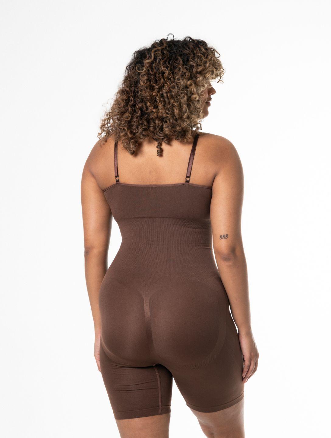 Formender Shapewear-Body mit Beinansatz