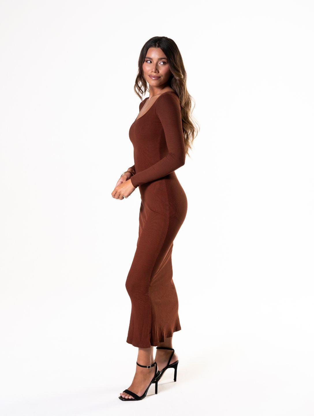 Figurformendes Langarmkleid
